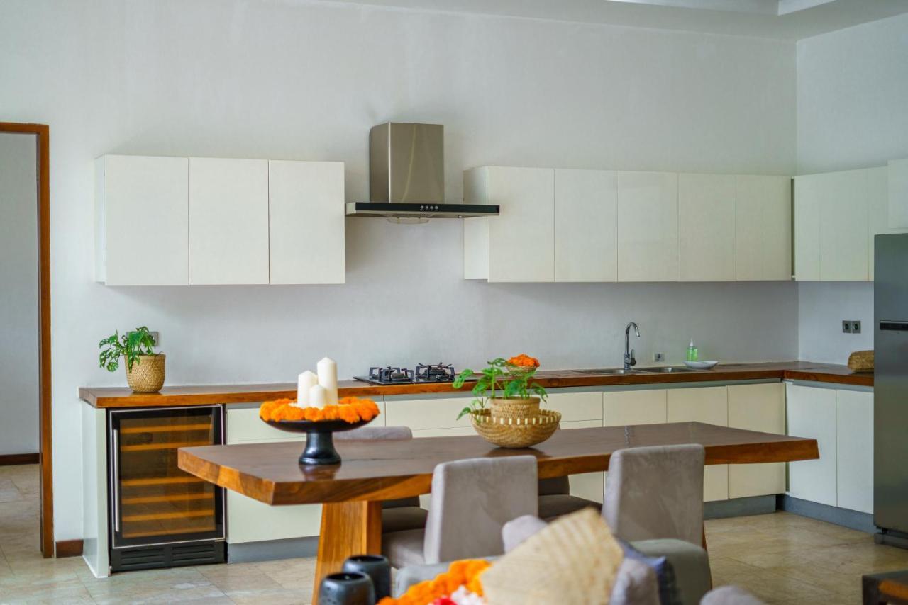 Anema Villa Seminyak Legian  Exterior photo