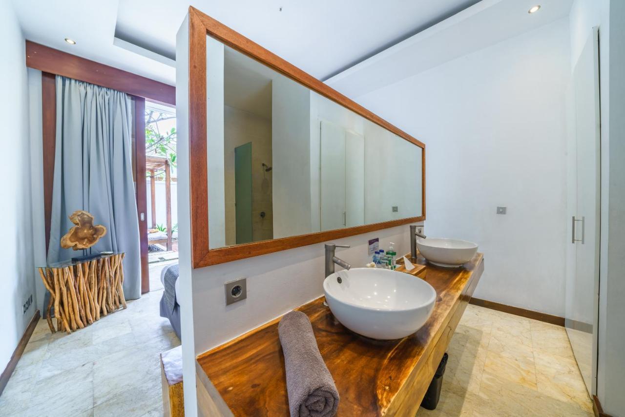 Anema Villa Seminyak Legian  Exterior photo